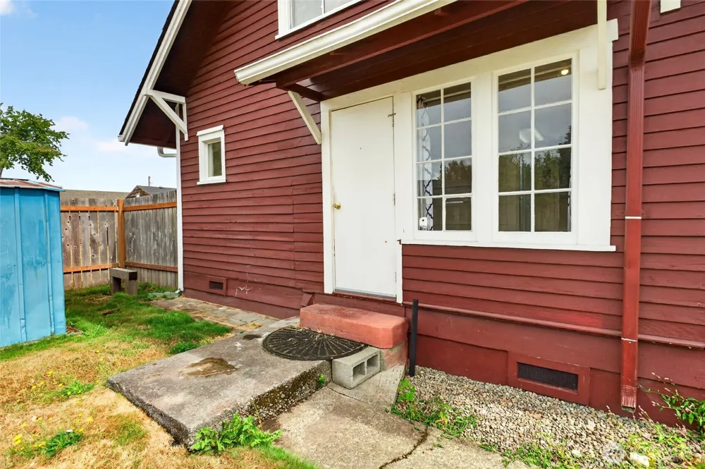520 12th Street SE Puyallup, WA 98372