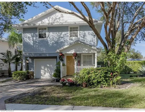2810 Lakeview Drive