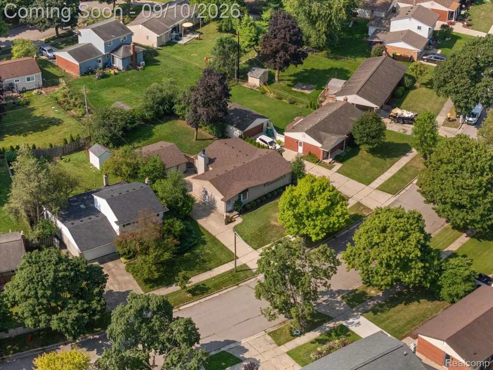 264 Nichols Drive Saline City, MI 48176