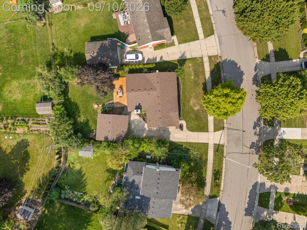 264 Nichols Drive Saline City, MI 48176