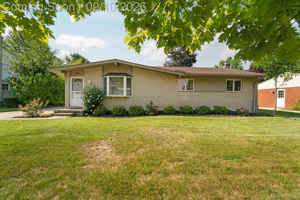 264 Nichols Drive Saline City, MI 48176