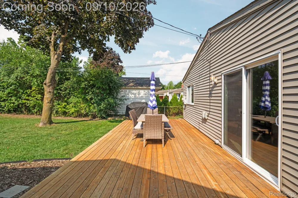 264 Nichols Drive Saline City, MI 48176