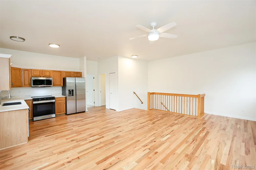 52 W Bethune Street Detroit City, MI 48202