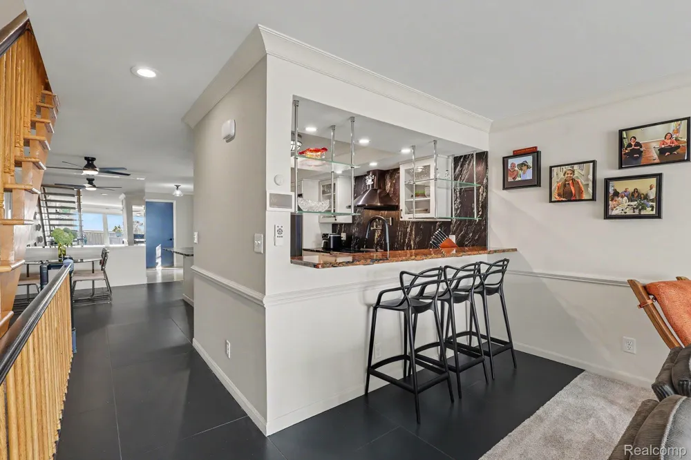 215 North Shore Drive #1 South Haven City, MI 49090