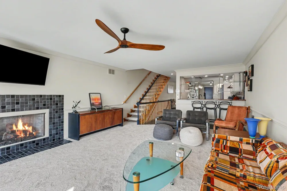 215 North Shore Drive #1 South Haven City, MI 49090