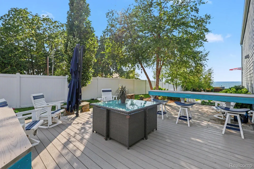 215 North Shore Drive #1 South Haven City, MI 49090