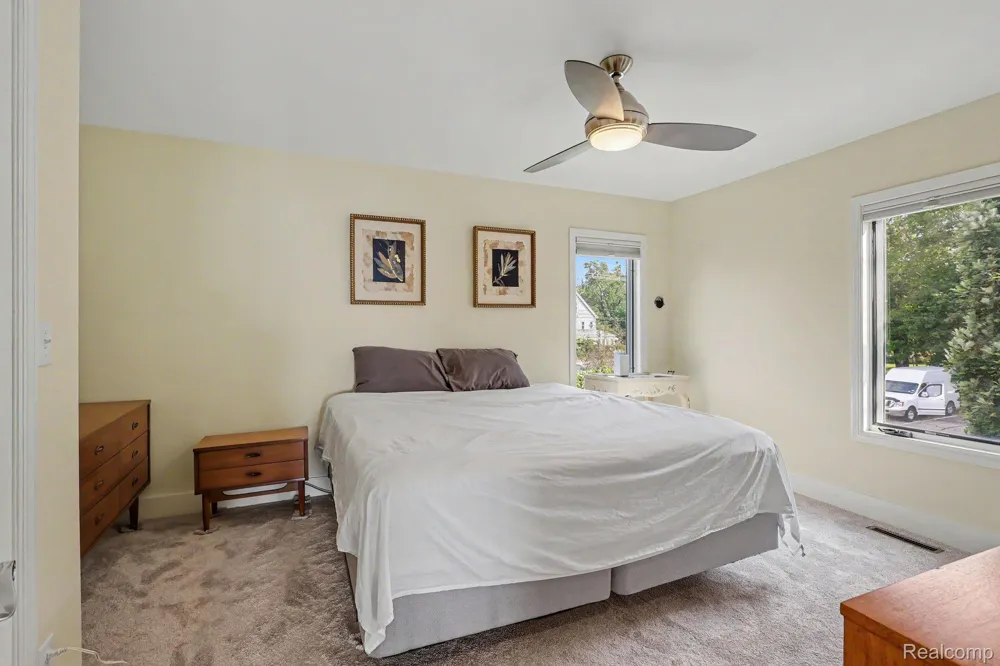 215 North Shore Drive #1 South Haven City, MI 49090