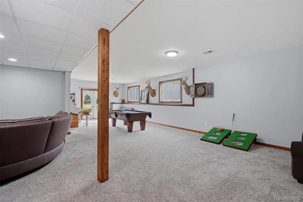 7433 Mabley Hill Road Tyrone Township, MI 48430