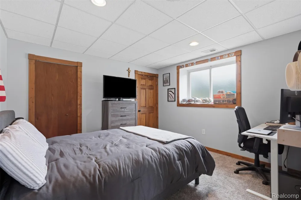 7433 Mabley Hill Road Tyrone Township, MI 48430