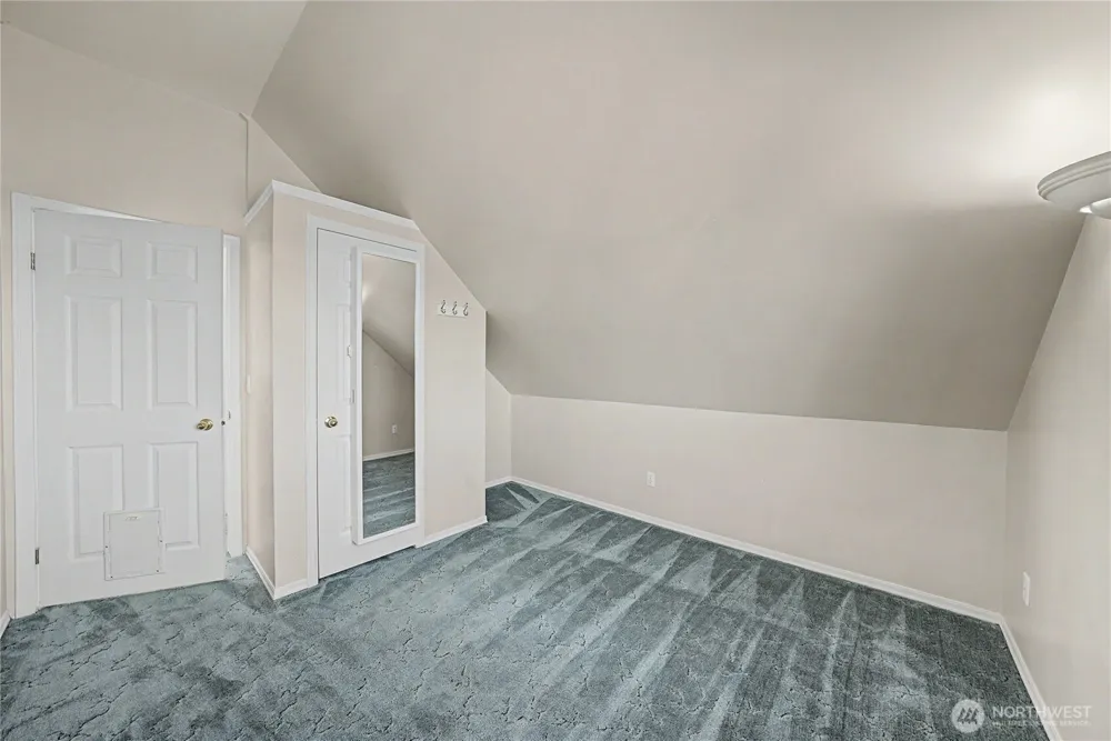 1317 W Lakeside Drive Moses Lake, WA 98837