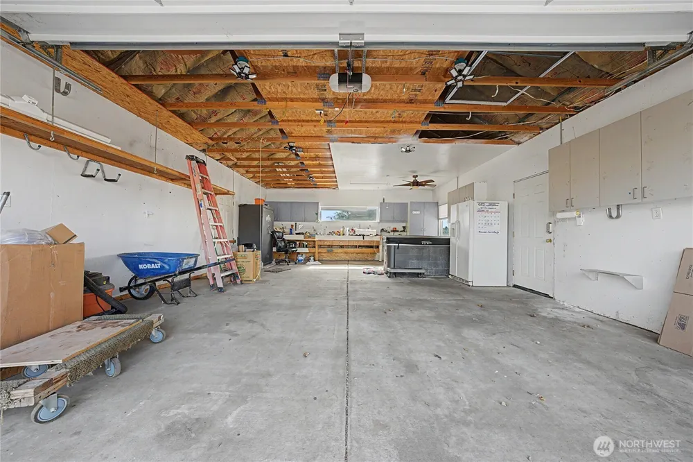 1317 W Lakeside Drive Moses Lake, WA 98837