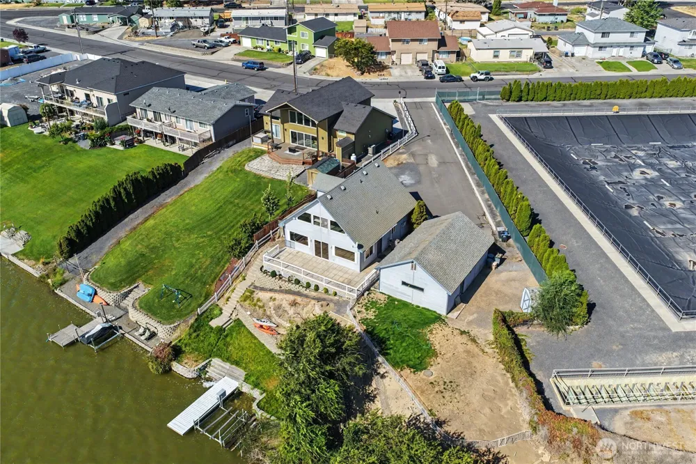 1317 W Lakeside Drive Moses Lake, WA 98837