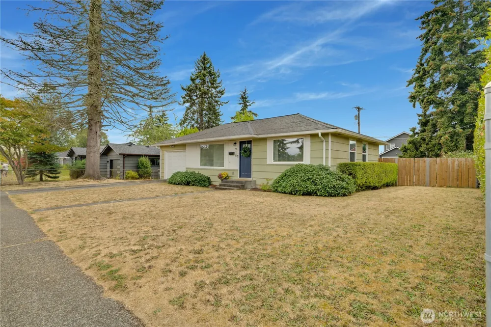 918 E 52nd Street Tacoma, WA 98404