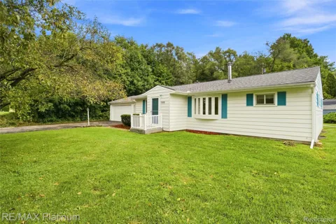 1609 W Dewey Road
