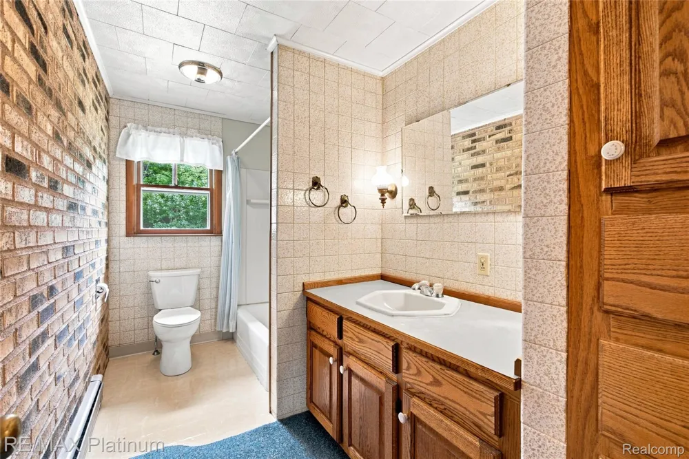 1609 W Dewey Road Owosso Charter Township, MI 48867