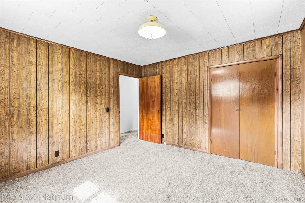 1609 W Dewey Road Owosso Charter Township, MI 48867