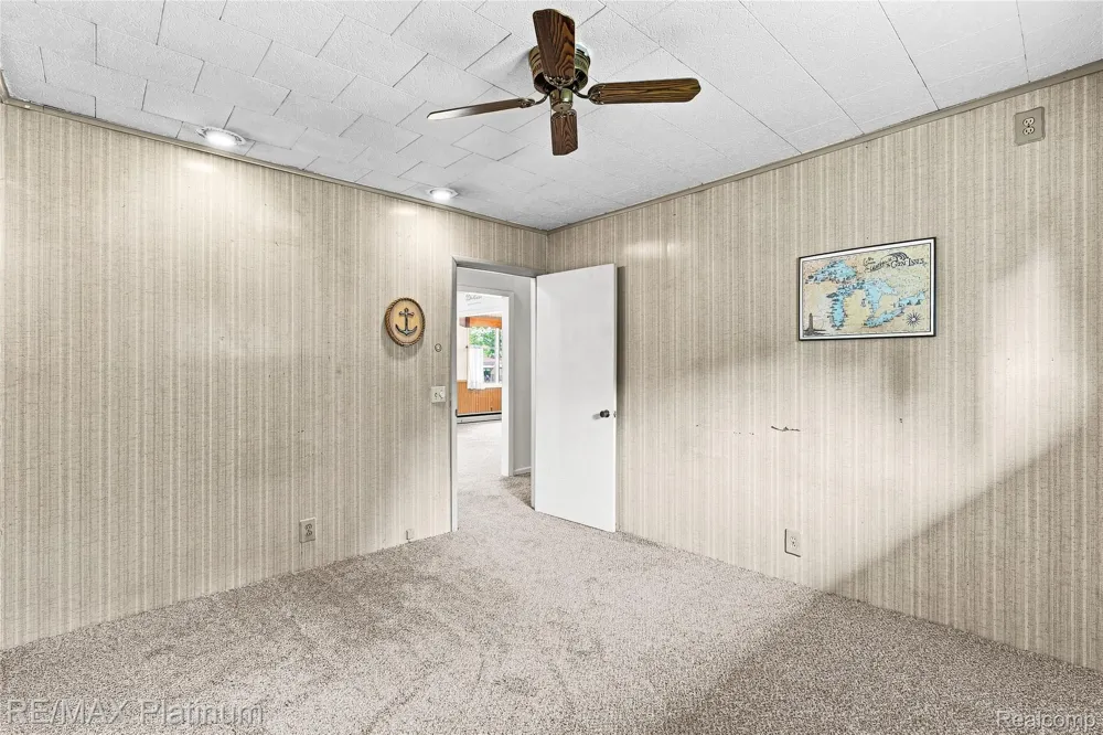 1609 W Dewey Road Owosso Charter Township, MI 48867