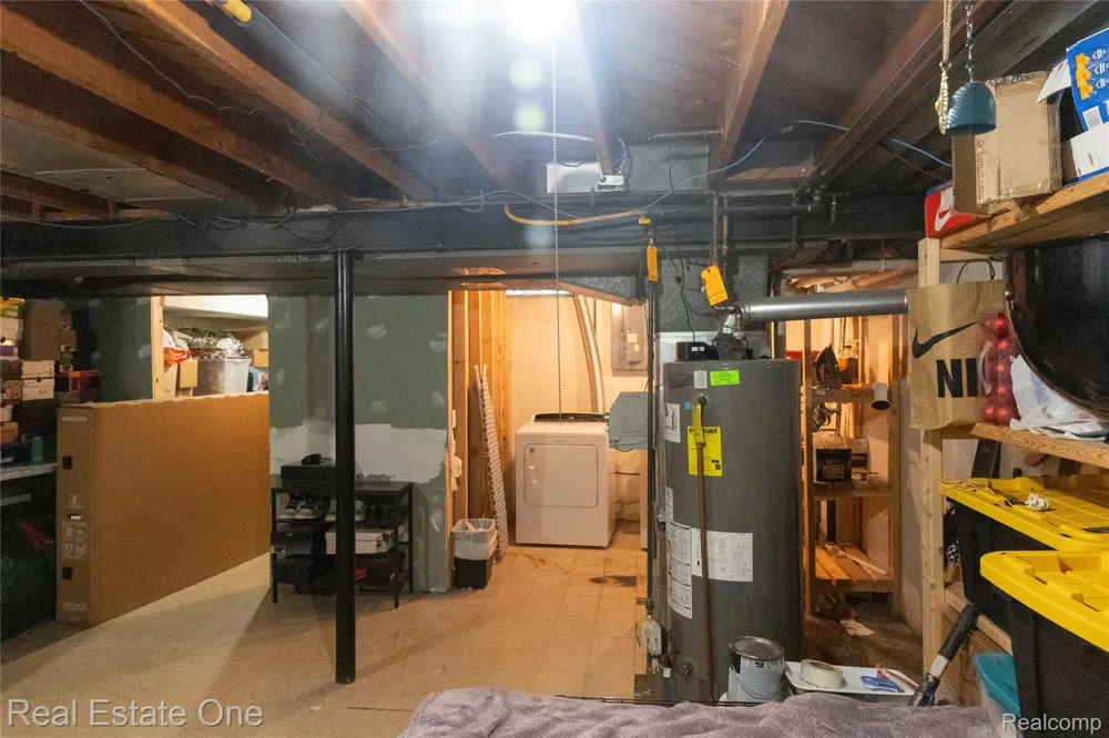 1867 Wilshire Street Westland City, MI 48186