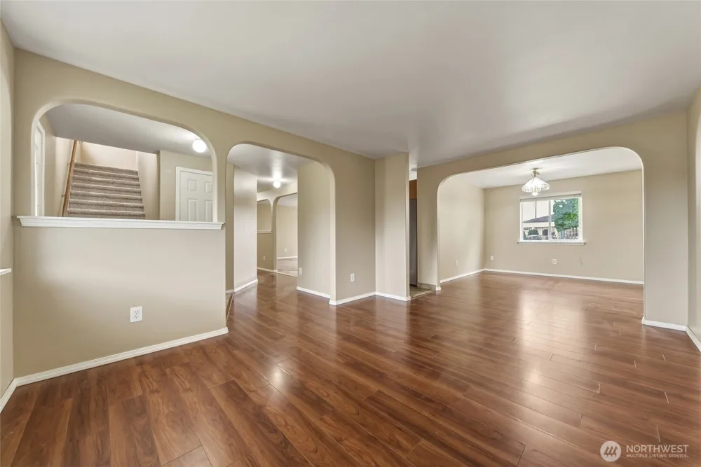 1705 SE Market St College Place, WA 99324