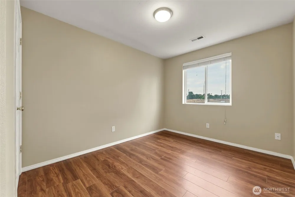 1705 SE Market St College Place, WA 99324