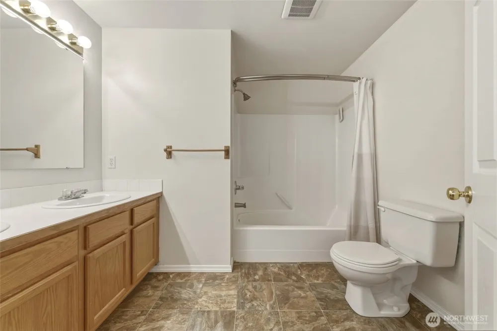 1705 SE Market St College Place, WA 99324