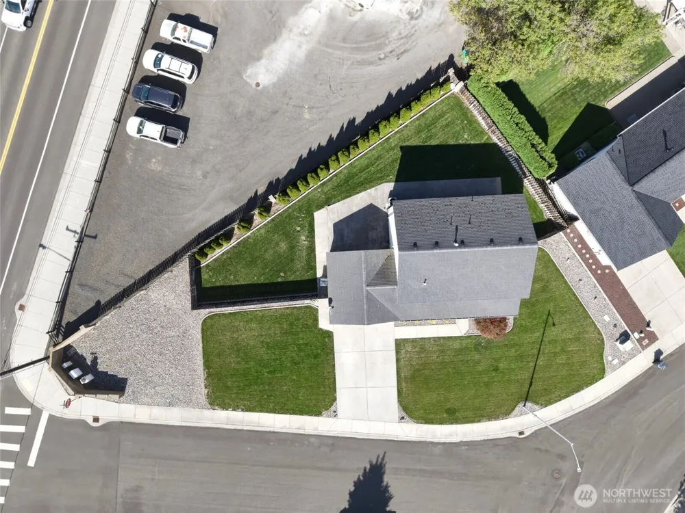 1705 SE Market St College Place, WA 99324