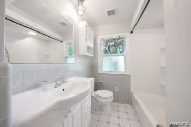 2329 Rutherford Road Bloomfield Charter Township, MI 48302