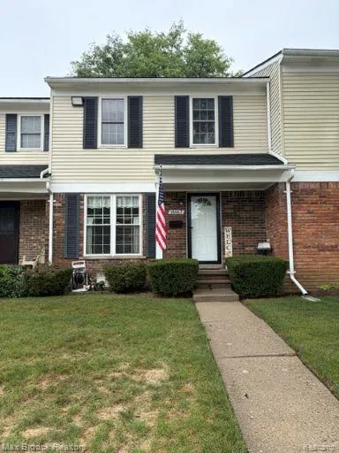 36467 Park Place Drive #64 Sterling Heights City, MI 48310