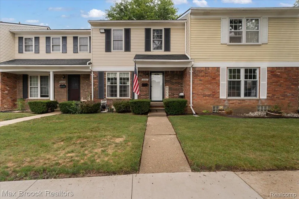 36467 Park Place Drive #64 Sterling Heights City, MI 48310