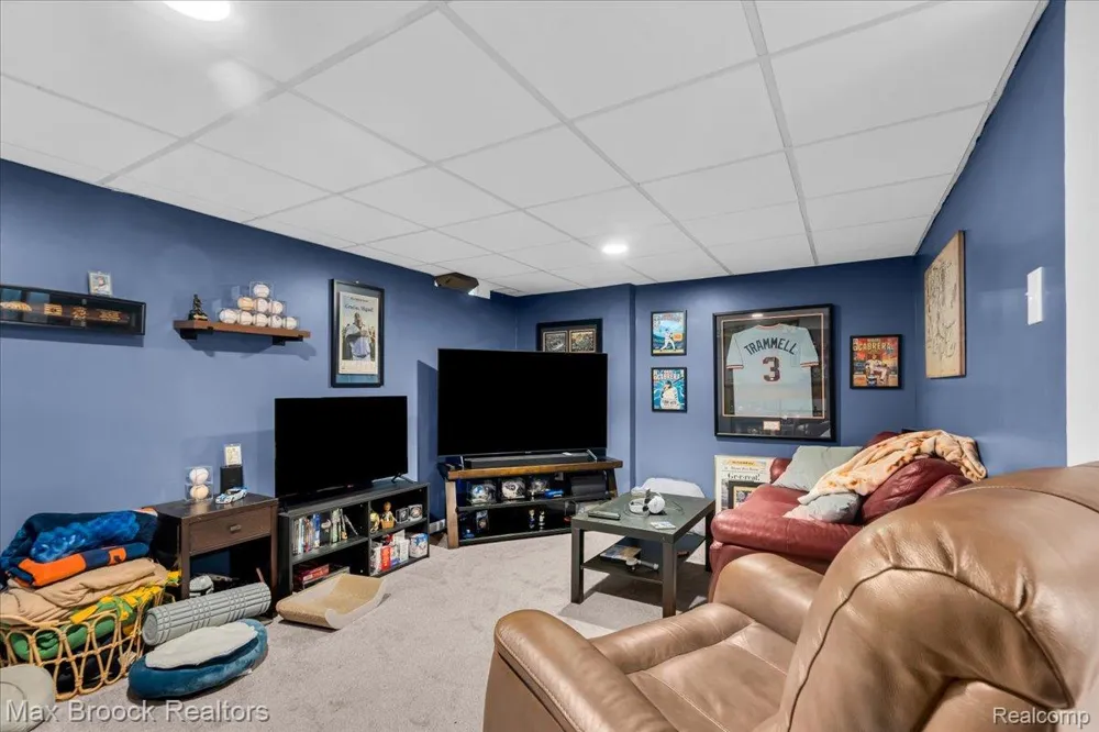 36467 Park Place Drive #64 Sterling Heights City, MI 48310