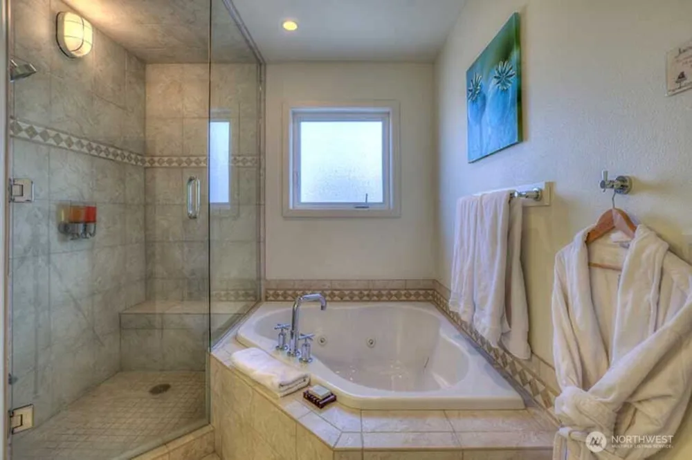 269 Main Street Orcas Island, WA 98245