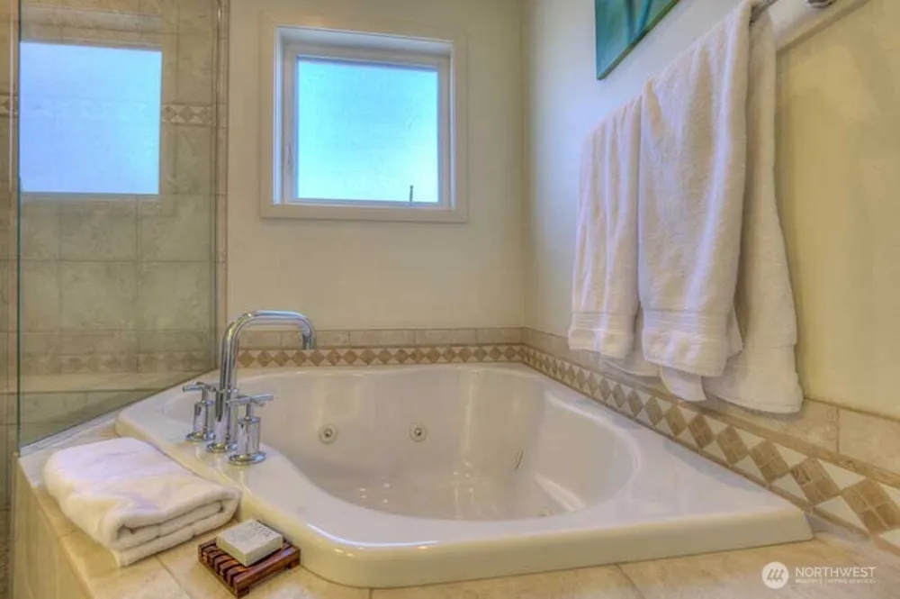 269 Main Street Orcas Island, WA 98245