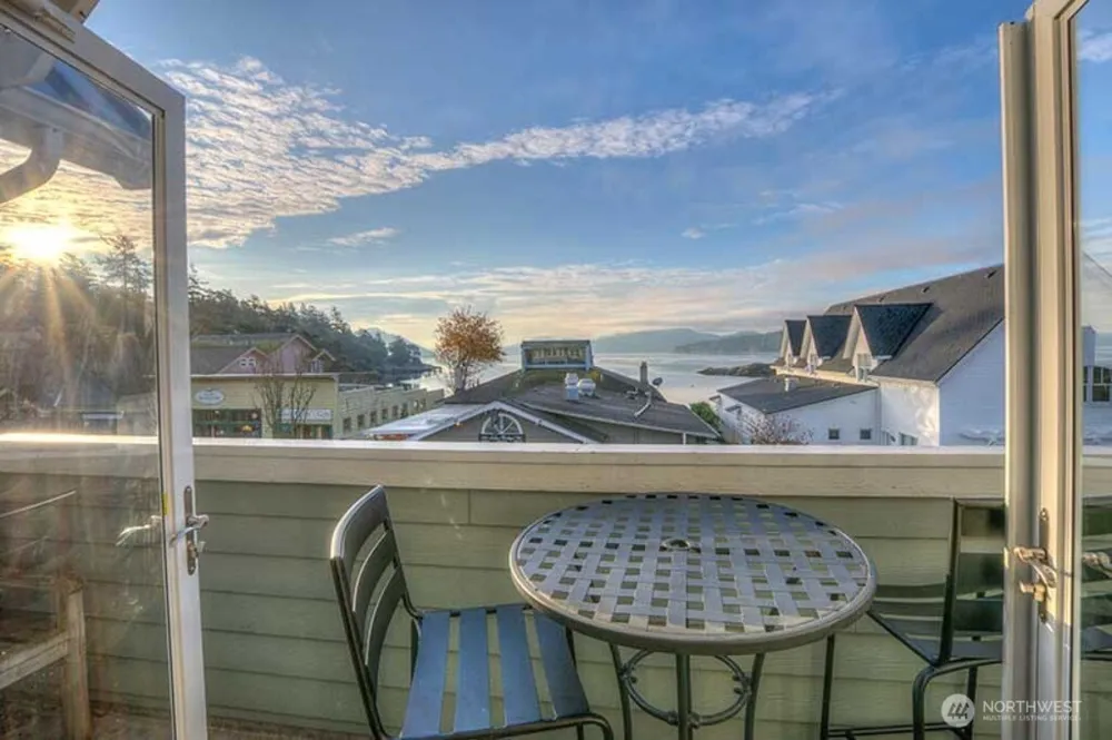 269 Main Street Orcas Island, WA 98245