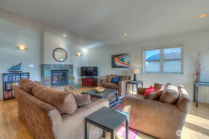 269 Main Street Orcas Island, WA 98245