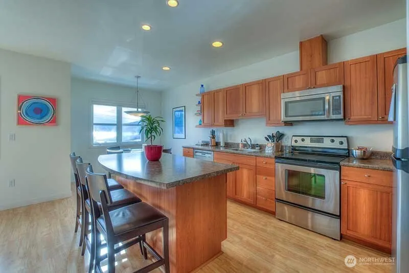 269 Main Street Orcas Island, WA 98245