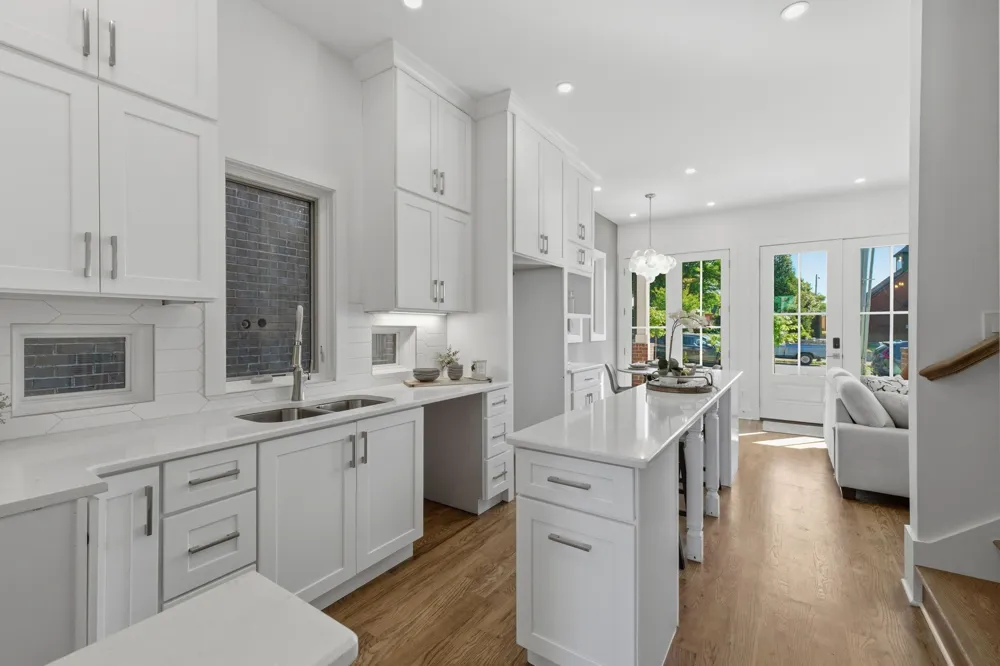 1711 5th Ave #4 Nashville, TN 37208