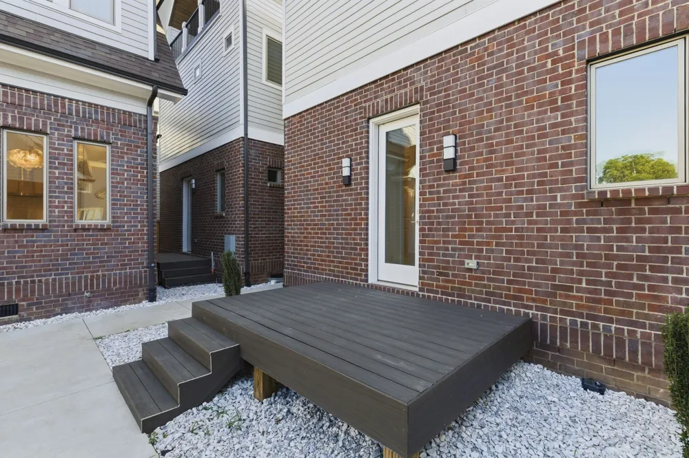 1711 5th Ave #4 Nashville, TN 37208