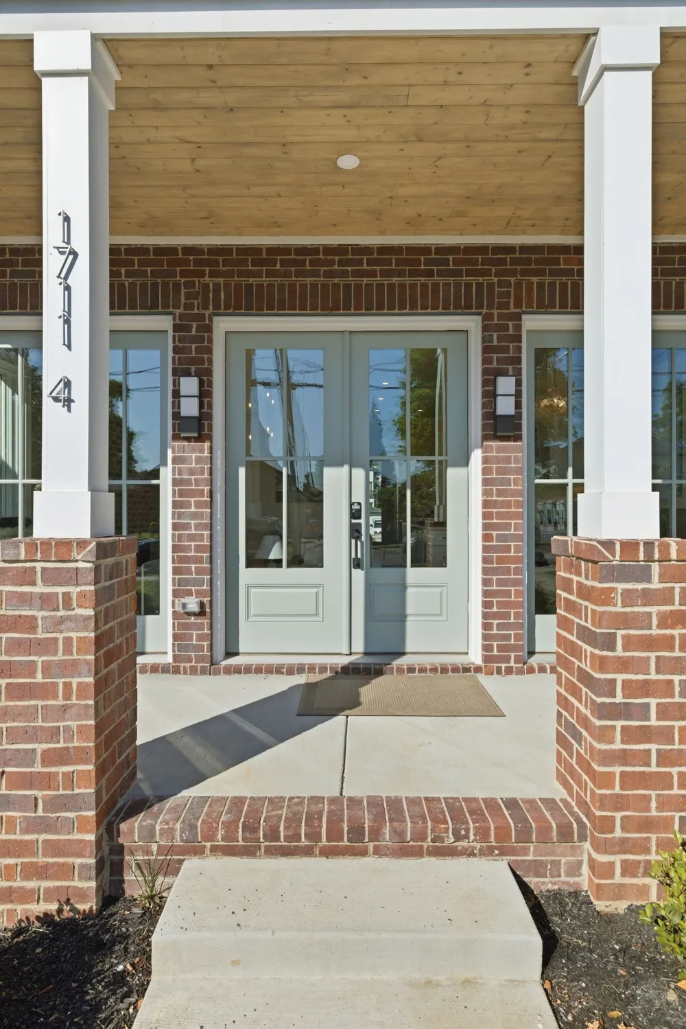 1711 5th Ave #4 Nashville, TN 37208
