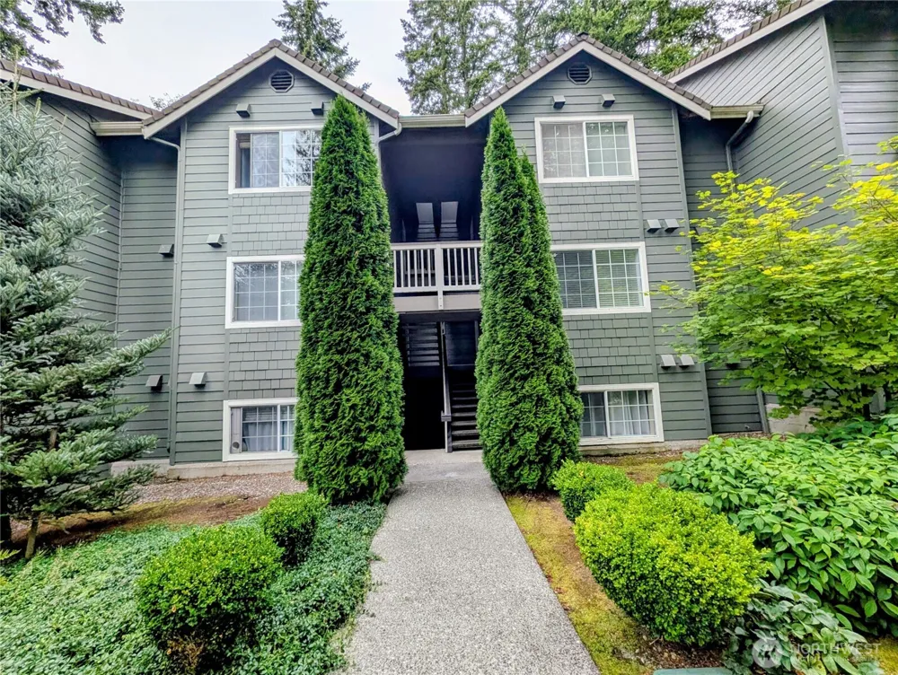 15433 Country Club Drive #D304 Mill Creek, WA 98012