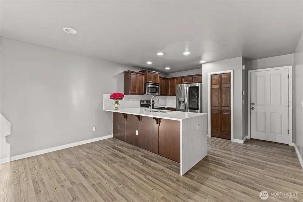 7428 19th Place SE Lake Stevens, WA 98258