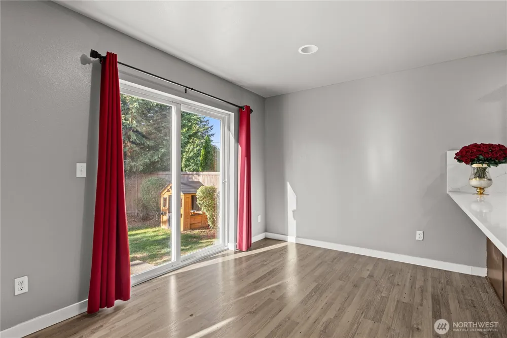 7428 19th Place SE Lake Stevens, WA 98258