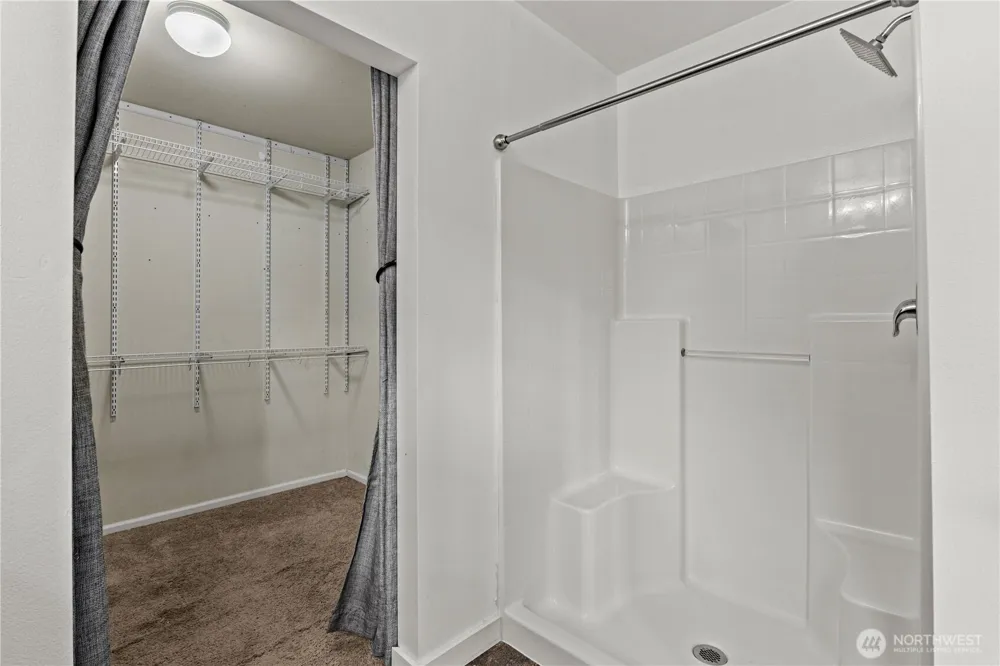 7428 19th Place SE Lake Stevens, WA 98258