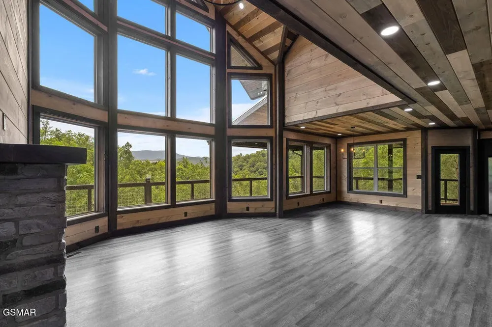 3123 Laughing Pine Lane Sevierville, TN 37862