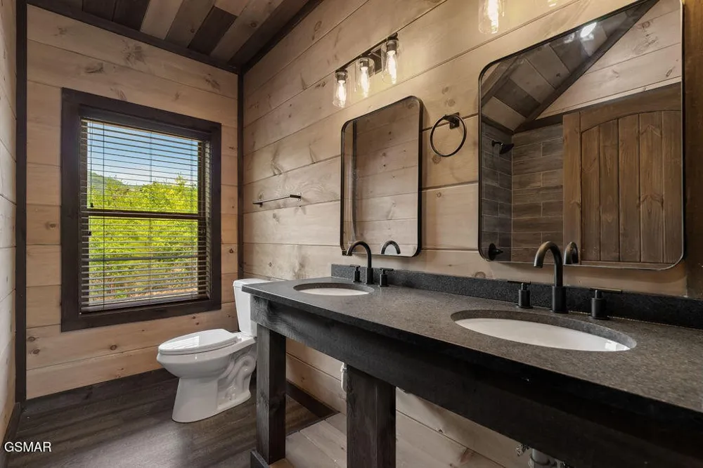 3123 Laughing Pine Lane Sevierville, TN 37862