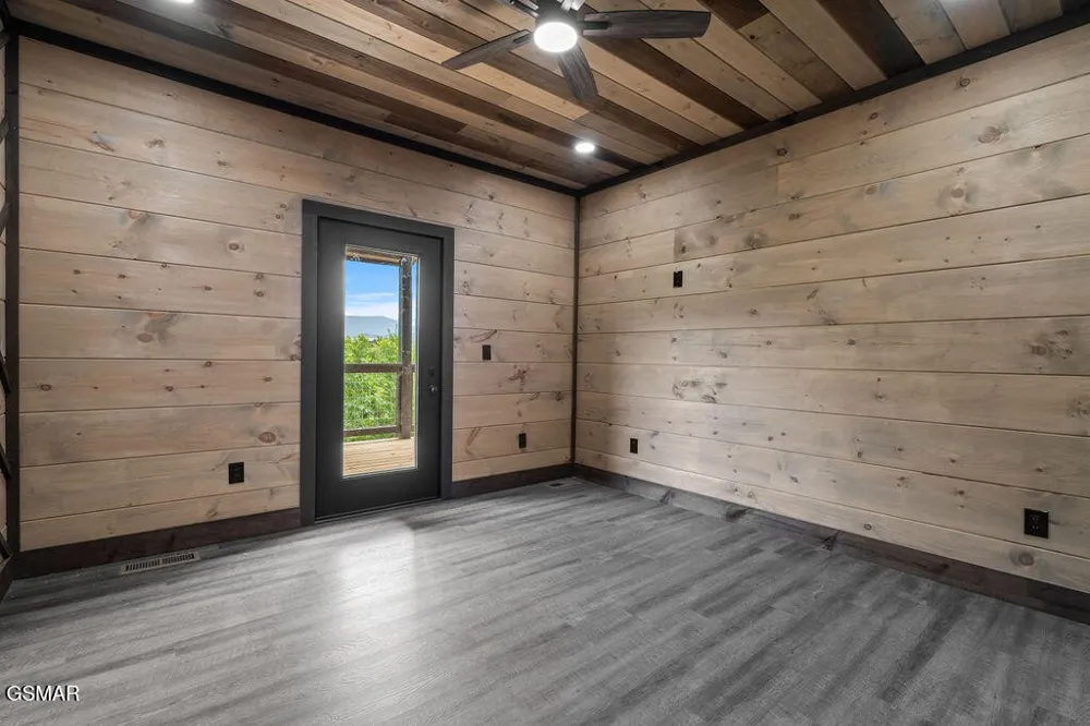 3123 Laughing Pine Lane Sevierville, TN 37862