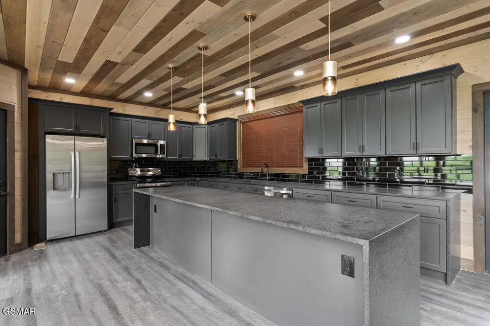 3123 Laughing Pine Lane Sevierville, TN 37862
