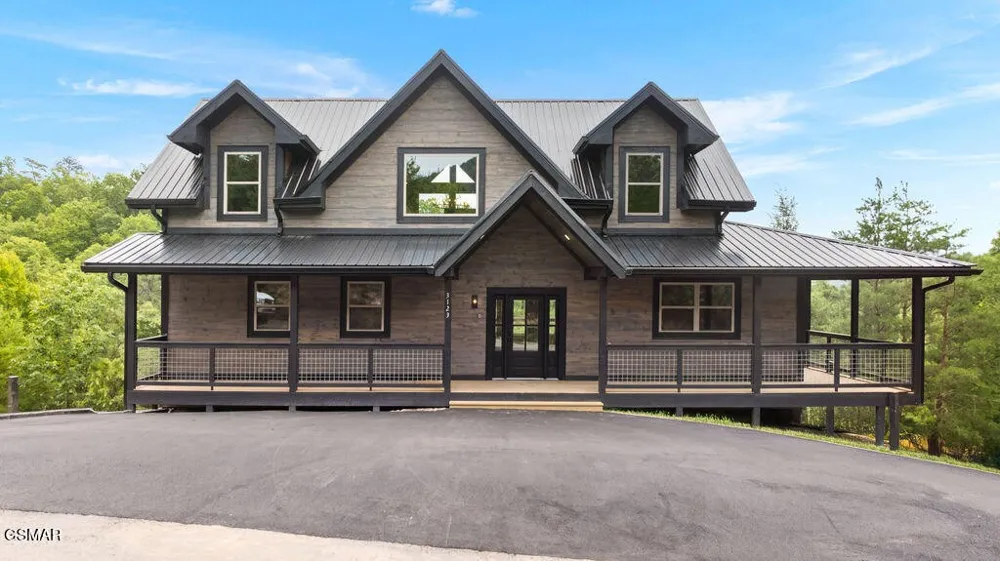 3123 Laughing Pine Lane Sevierville, TN 37862