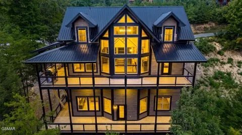 3123 Laughing Pine Lane