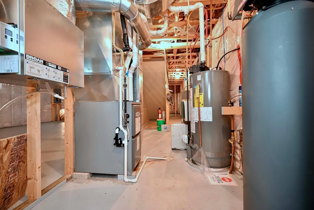 68 Whispering Avenue Winona, MN 55987