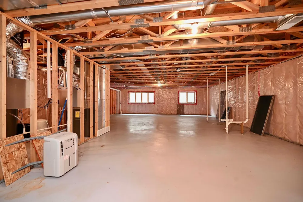 68 Whispering Avenue Winona, MN 55987